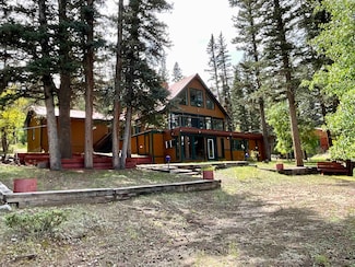 27 Sid Dr, Taos, NM 87571