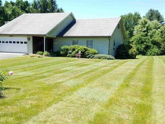 212 Pembroke St, Pembroke, NH 03275