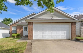 672 Morgan Hills Dr, Lexington, KY 40509