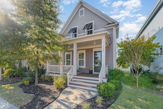 124 Rock Ledge Dr, Chapel Hill, NC 27516
