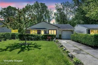 2212 Randall St, Lorain, OH 44052