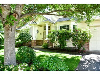 2784 Saint Lucia St, Eugene, OR 97408