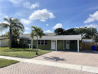 303 SE 3rd Terrace, Deerfield Beach, FL 33441
