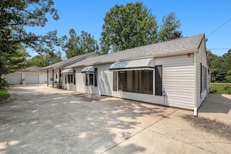 5755 Willis Rd, Ypsilanti, MI 48197