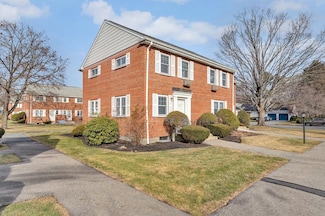 72 Emerson Gardens Rd, Lexington, MA 02420