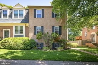 7710 Asterella Ct, Springfield, VA 22152