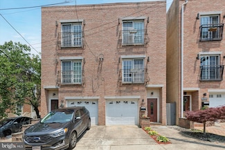 4557 High St, Philadelphia, PA 19127