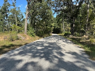 1 Firetower Rd, Camden, TN 38320