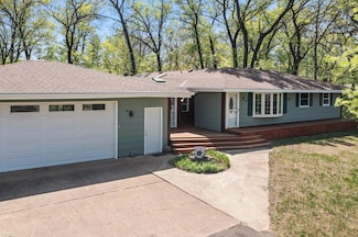 972 Birch St, Circle Pines, MN 55014