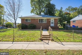 11500 Mapleview Dr, Silver Spring, MD 20902