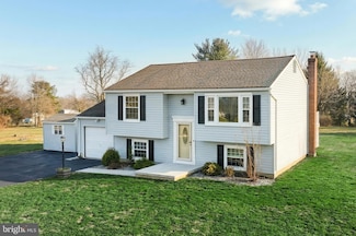2 Dutton Rd, New Freedom, PA 17349