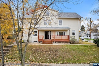 30 Clarendon Place, Hackensack, NJ 07601