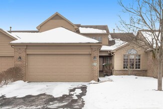 4737 Mulberry Woods Cir, Ann Arbor, MI 48105