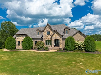 5230 Indian Hills Rd SE, Decatur, AL 35603