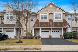 10 Sea Breeze Ct, Manahawkin, NJ 08050