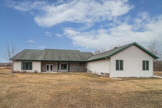 27940 Xenon St NW, Isanti, MN 55040