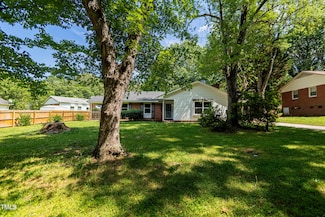 2821 Regent Park Ln, Burlington, NC 27217