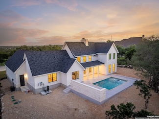 1220 Decanter Dr, New Braunfels, TX 78132