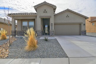 4532 Skyline Loop NE, Rio Rancho, NM 87144