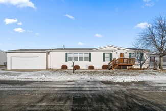 890 Meadowlark Cir, Sandwich, IL 60548