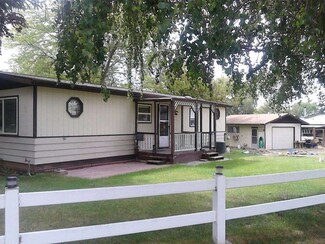 7108 Road P SE, Warden, WA 98857