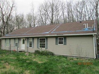 1802 E River Rd, Attica, IN 47918