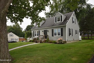 49 Yorkshire Ave, Pittsfield, MA 01201