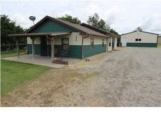 602 Bluestem Rd, Leon, KS 67074
