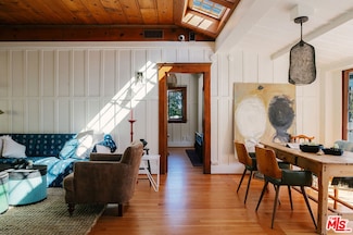 1954 Pinehurst Rd, Los Angeles, CA 90068