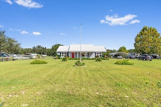 7251 NW 160th St, Trenton, FL 32693