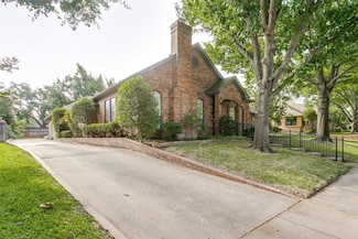 3208 Channing Ln, Bedford, TX 76021