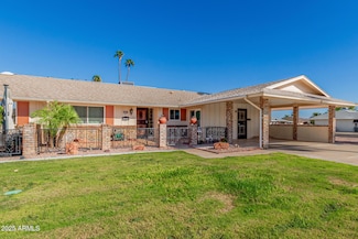 10439 W Kingswood Cir, Sun City, AZ 85351