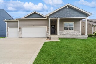 2017 NW Greenwood Ct, Ankeny, IA 50023