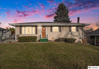 9426 Meredith Ave, Omaha, NE 68134