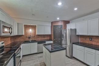 3131 Cummins St Unit 29, Houston, TX 77027