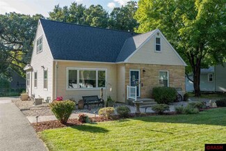 1404 1404 Carney Ave, Mankato, MN 56001