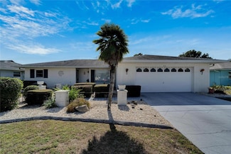 612 Allegheny Dr, Sun City Center, FL 33573