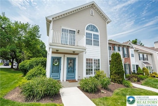 1942 Willings Ln, Hellertown, PA 18055