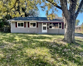 1150 Smith St, East Saint Louis, IL 62206