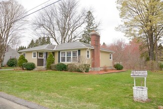 22 Fairview Rd, Lunenburg, MA 01462