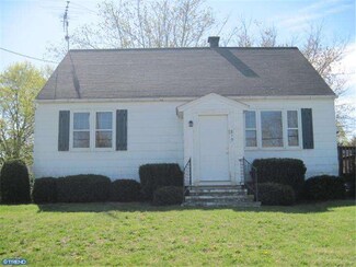 219 E 5th St, Bernville, PA 19506