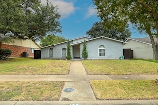 8508 Londonderry Ln, Dallas, TX 75228