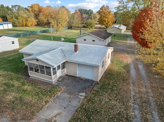 17181 U S 12, Edwardsburg, MI 49112