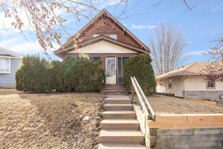 4138 7th St NE, Columbia Heights, MN 55421