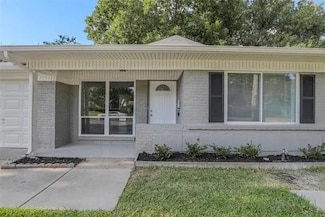 2023 Menefee St, Arlington, TX 76010