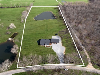 1592 Eno Rd, Dickson, TN 37055