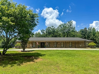 207 Cheney Rd, Thaxton, MS 38871