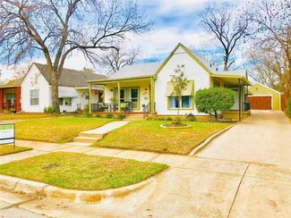 2405 Westbrook Ave, Fort Worth, TX 76111