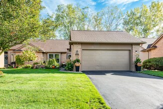 4869 Lone Oak Ct, Ann Arbor, MI 48108