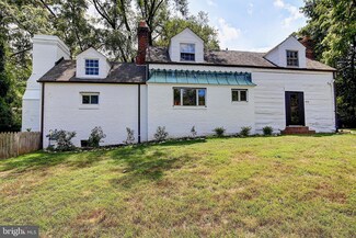 4576 26th St N, Arlington, VA 22207
